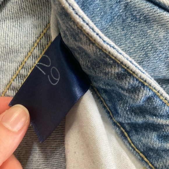 ❌SOLD!❌ Pilcro baggy high waist distressed jeans - Picture 9 of 12